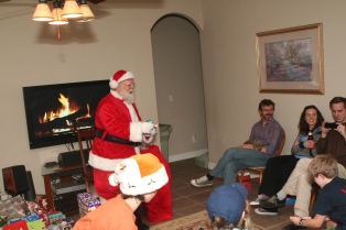 2012-12-24 056 Christmas Eve at T&S.jpg